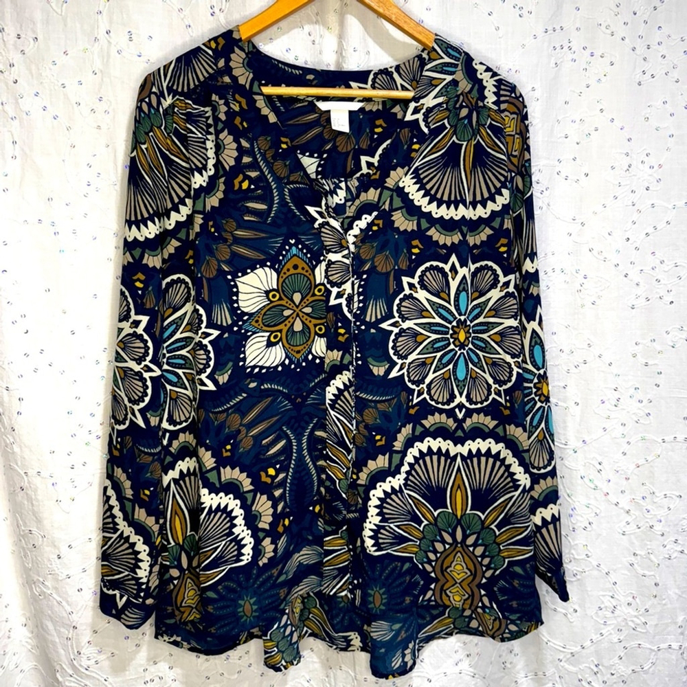 H&M Navy Blue V-Neck Button Up Blouse Vintage Inspired Floral Pattern Size 8